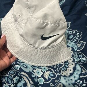Nike Bucket Hat